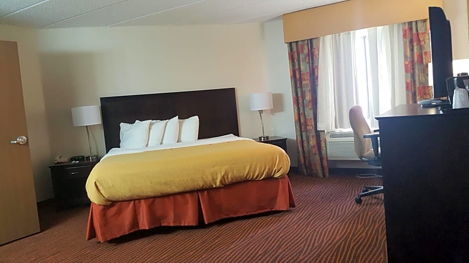 AmericInn by Wyndham Muscatine
