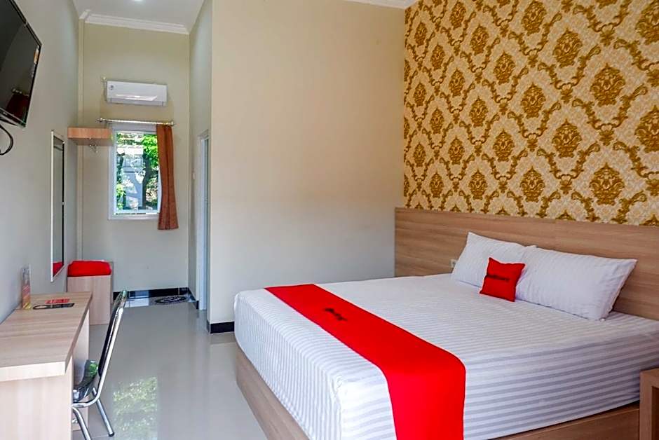 RedDoorz Plus @ Jl Pemuda Pati