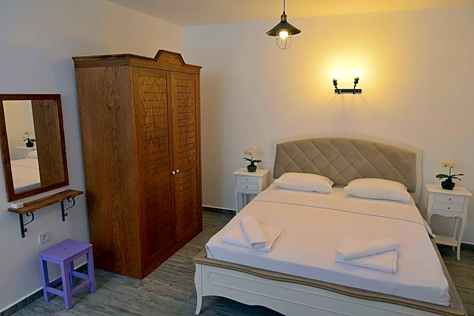 Brothers Cesme Boutique Hotel