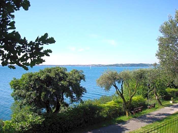 Sereno Camping Holiday