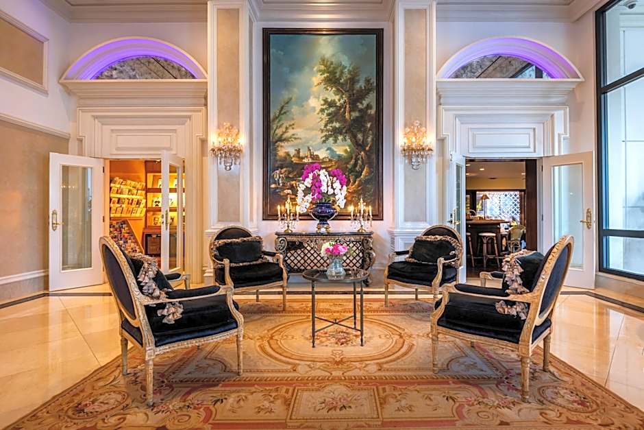 Beverly Hills Plaza Hotel