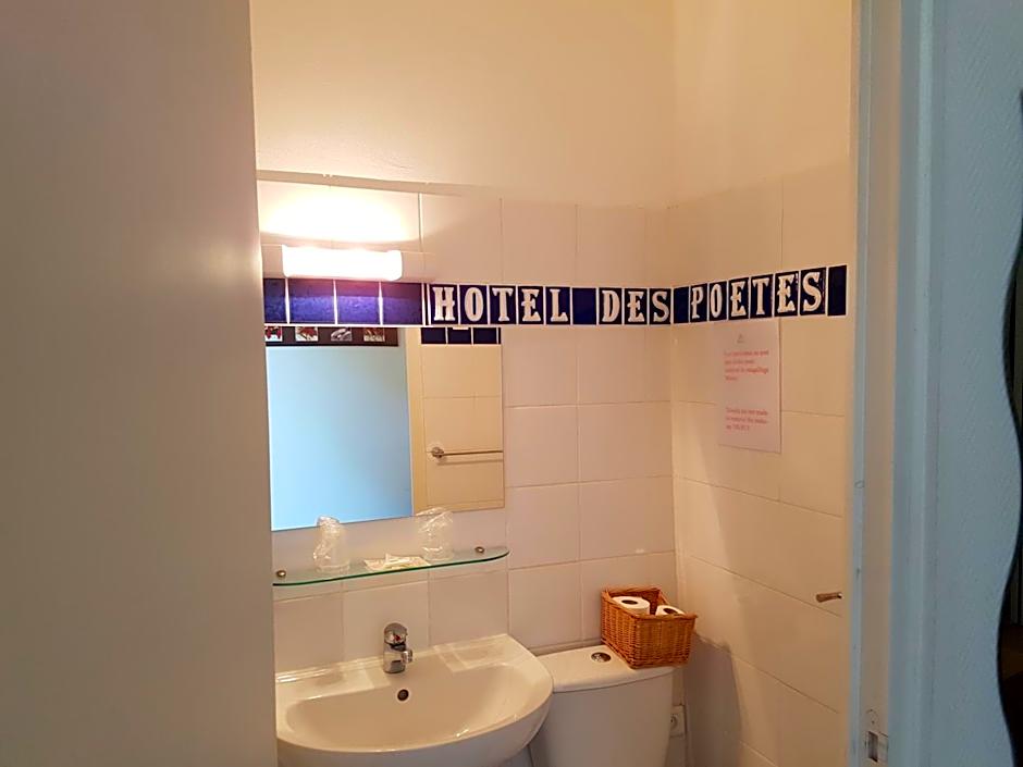 Hôtel Des Poètes avec parking sur réservation