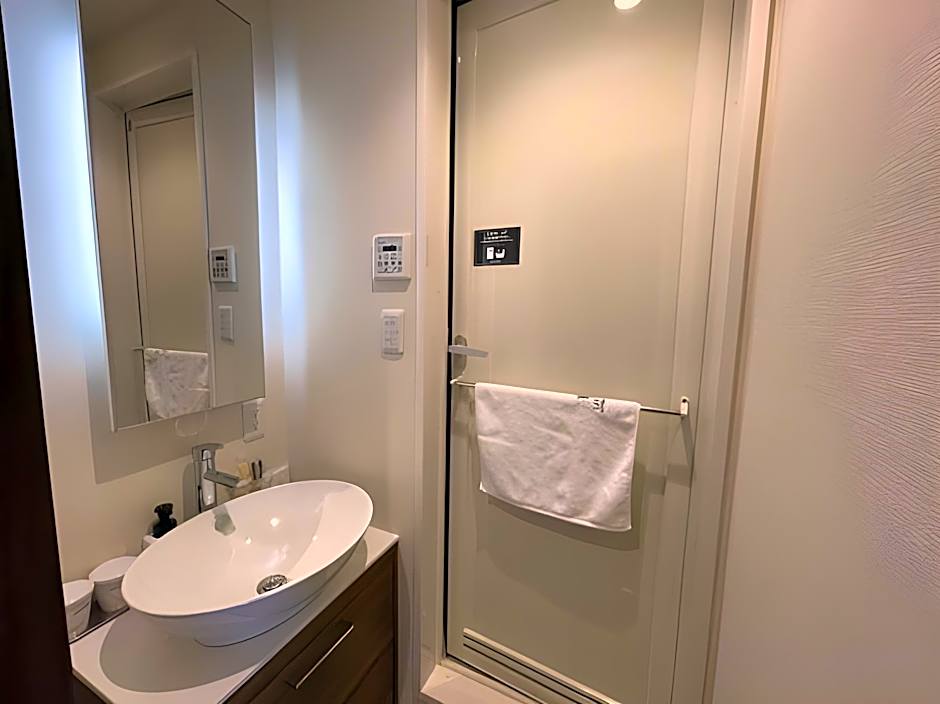 HOTEL LiVEMAX NAGOYA SHINKANSENGUCHI