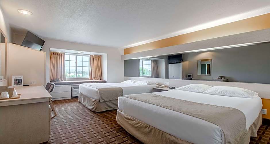 Photo 1 of 3 of 2 Queen Beds, Mobility Accessible
