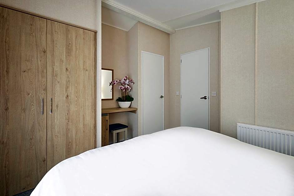 Bluebell Lodge with Hot Tub