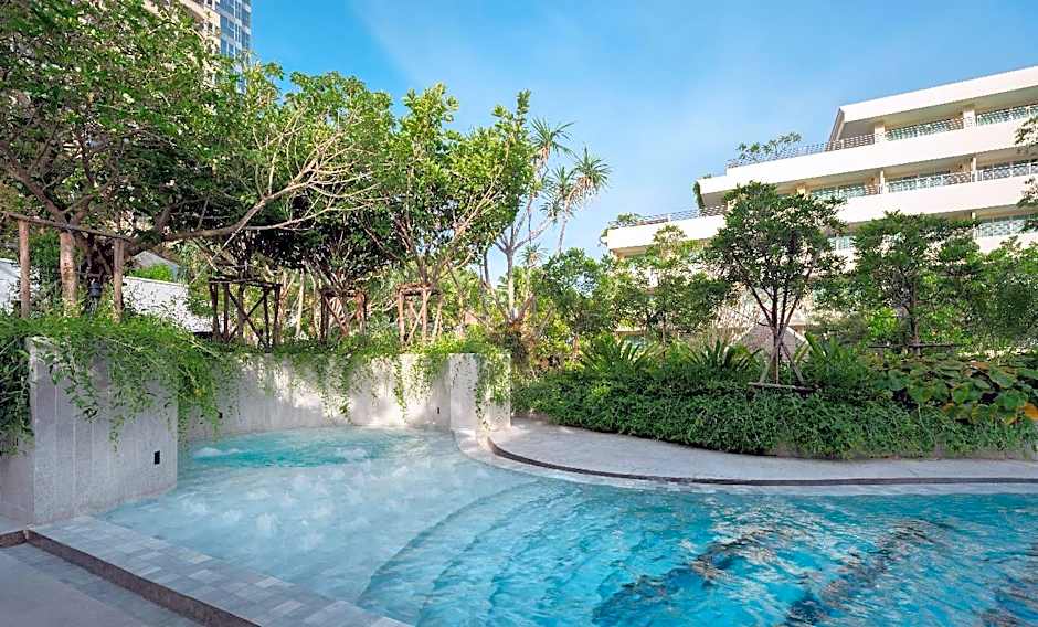 The Royal Paradise Hotel & Spa