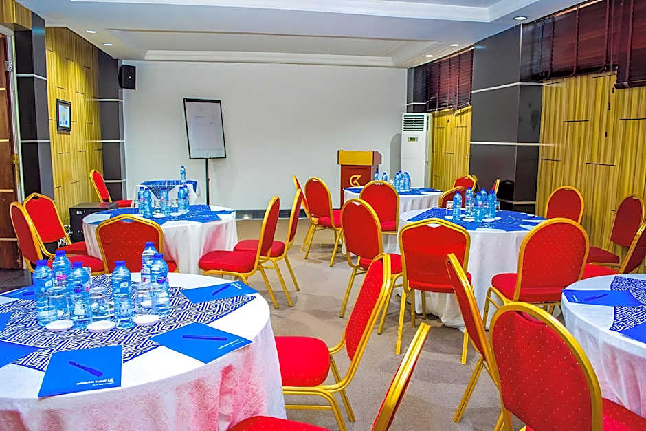 Golden Tulip Garden City Hotel - Rivotel