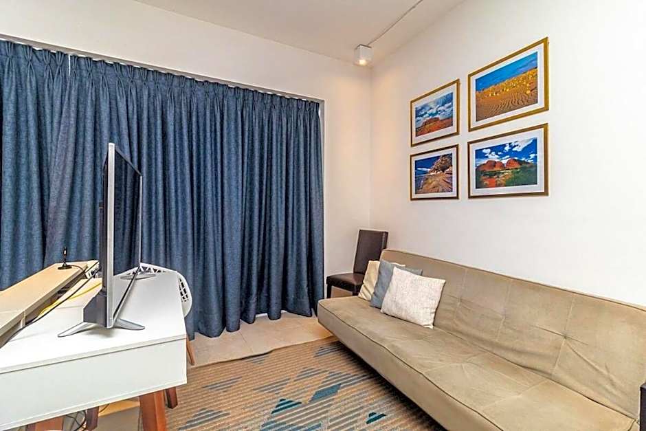 Studio moderno em condomínio de luxo pé na areia