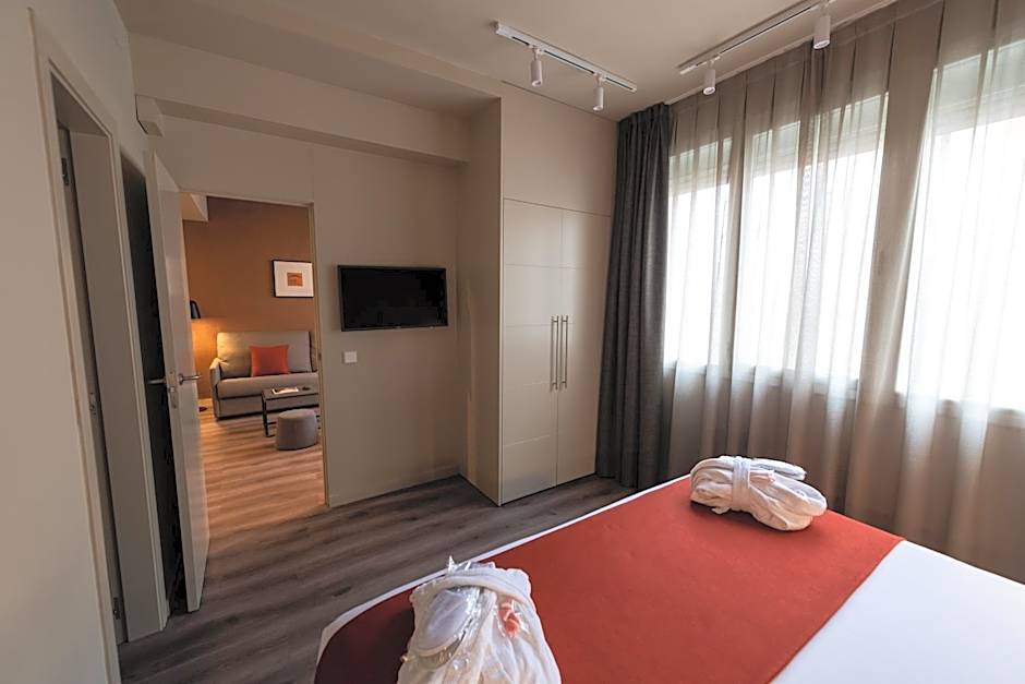 Atenea Rekord Suites