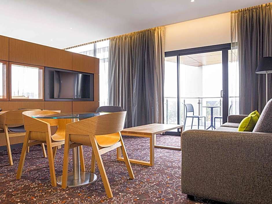 Mercure Sydney Liverpool Hotel
