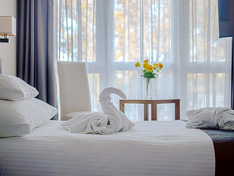 Holiday Beach Budapest Wellness Hotel with Sauna Park