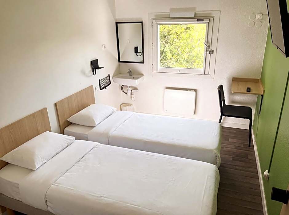 Unisotel Bollène A7 Ex-Hotel F1