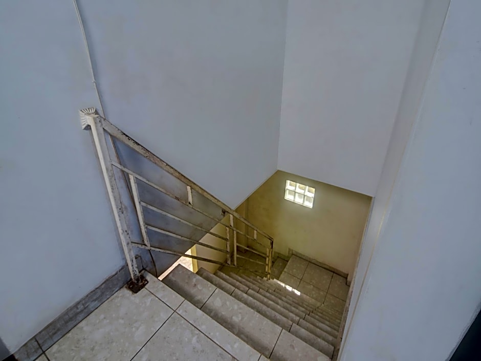 OYO 92041 Hotel Borneo