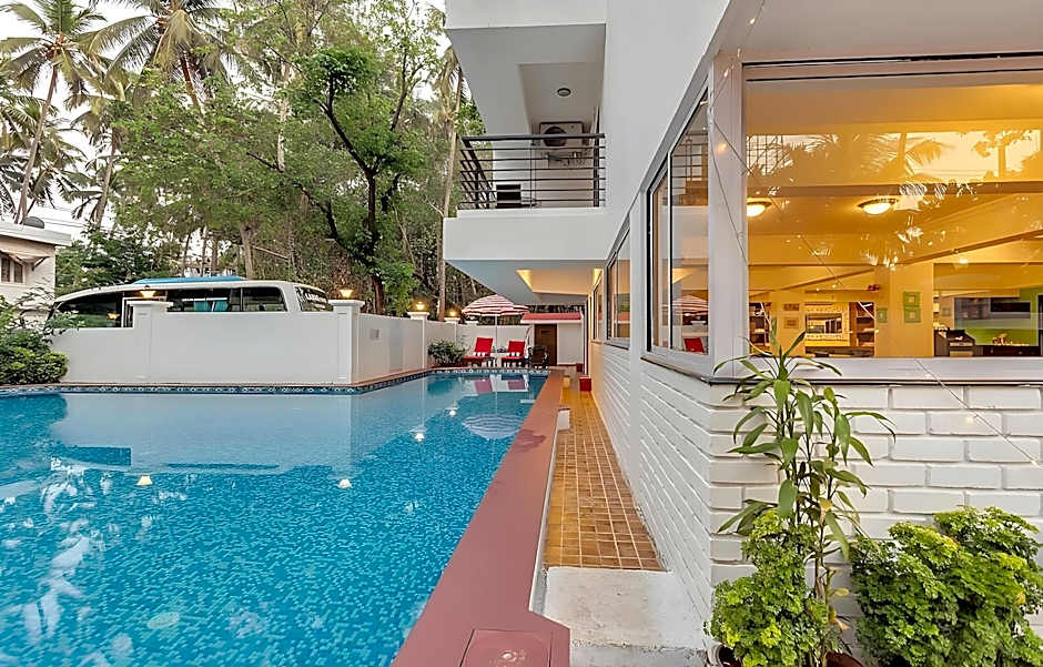 Arotel Rooms & Suites