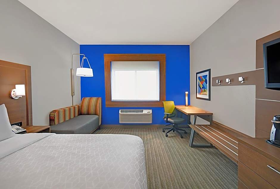 Holiday Inn Express Adrian by IHG