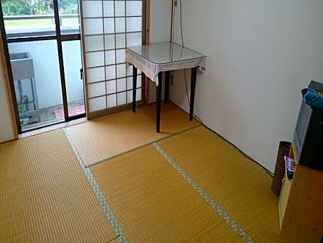 Run of House - Non-Smoking