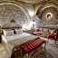 Hera Cave Suites