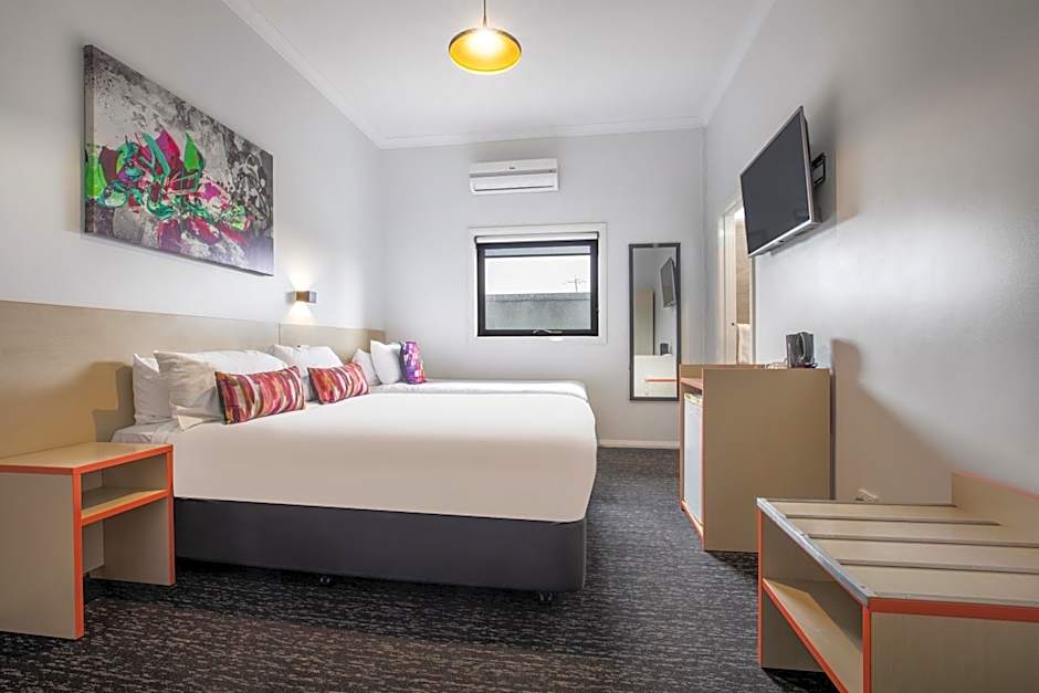 Nightcap at Ashley Hotel