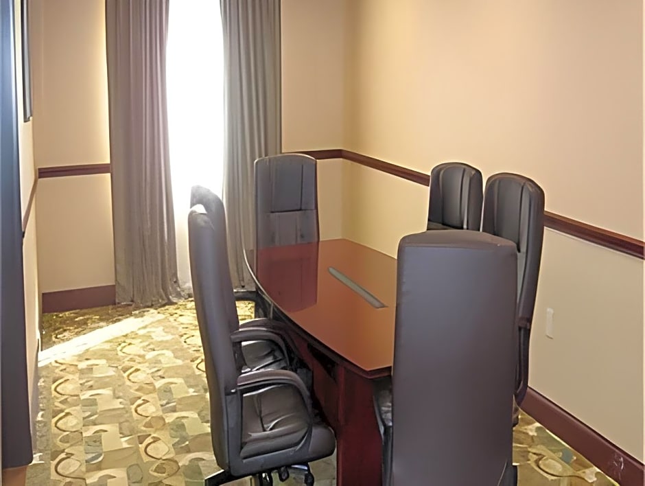 Holiday Inn Express & Suites Guthrie North Edmond By IHG