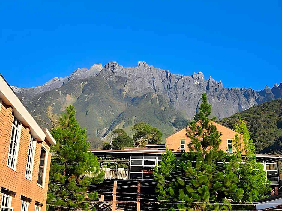 H Benjamin Residence