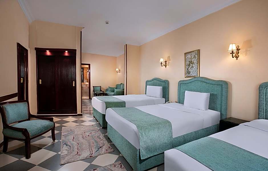 Holidays Express Hotel