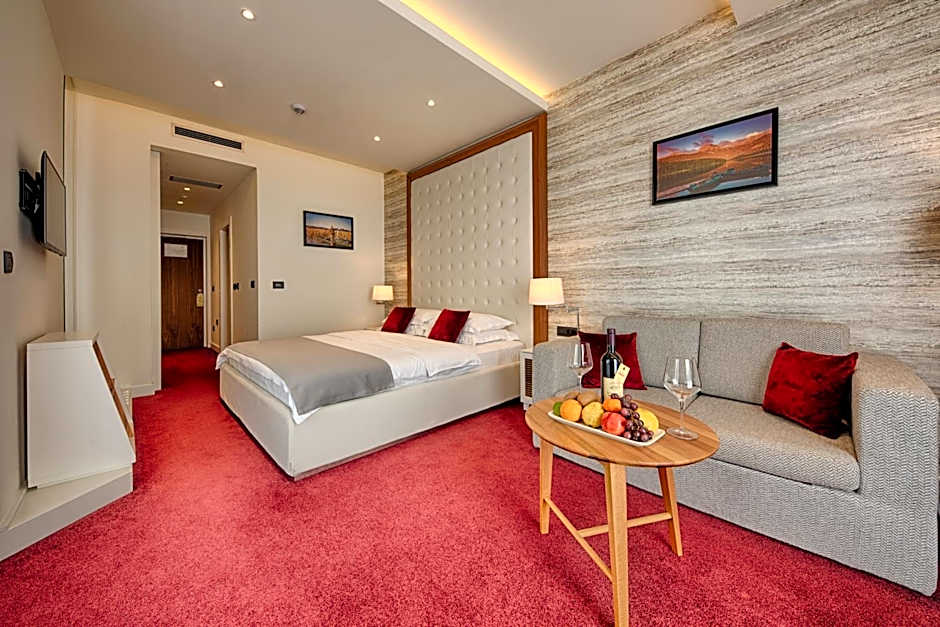 Kalamper Hotel & Spa