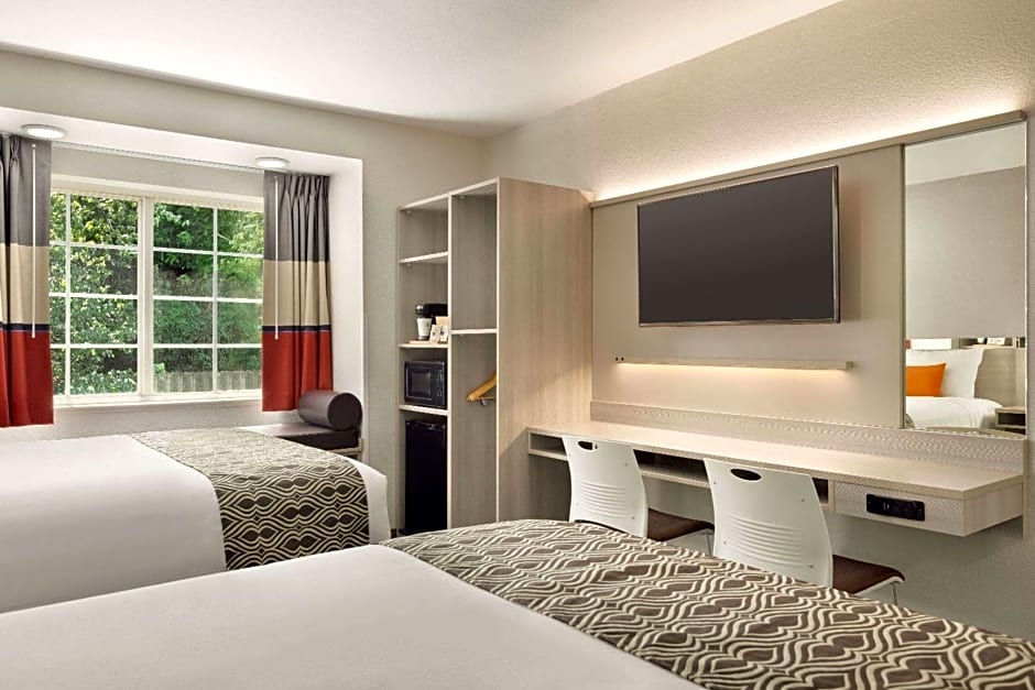Microtel Inn & Suites by Wyndham Raleigh