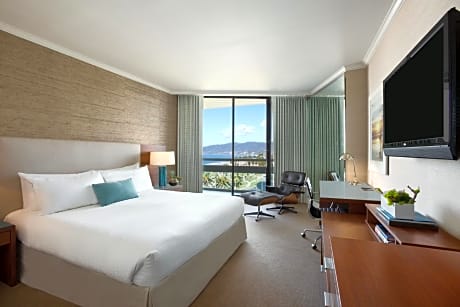 Premier King Room with Ocean View