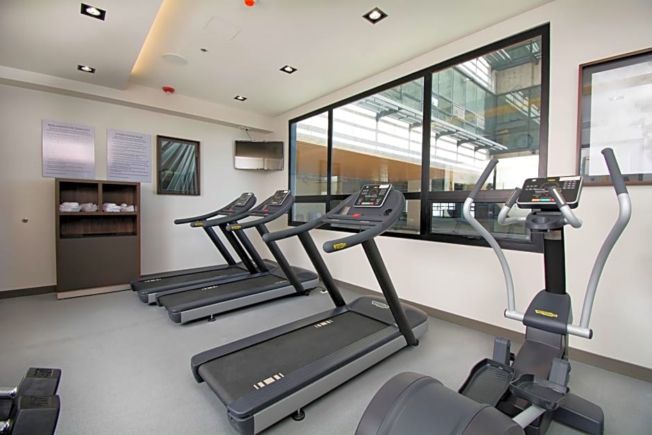 Staybridge Suites Guadalajara Novena By IHG
