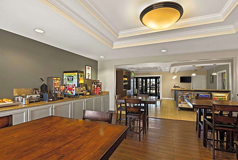 Mainstay Suites Houma