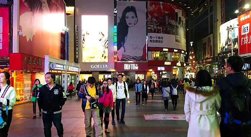 South & North International Apartment (Kam Rueng Plaza)-Free shuttle bus/Snack during Canton Fair
