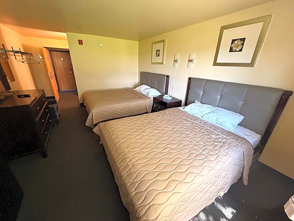 East Grand Inn Grand Forks ND I 29
