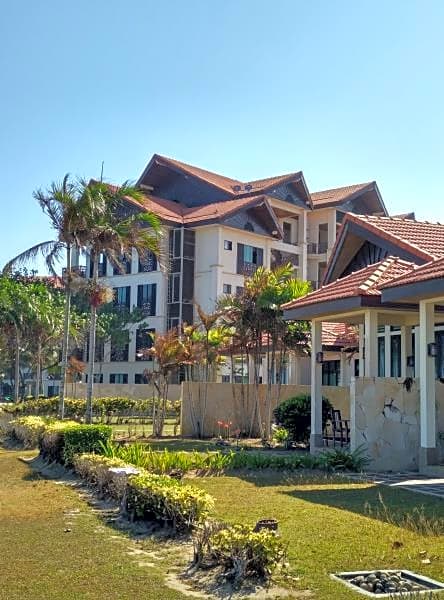 Sabah Beach Villas & Suites