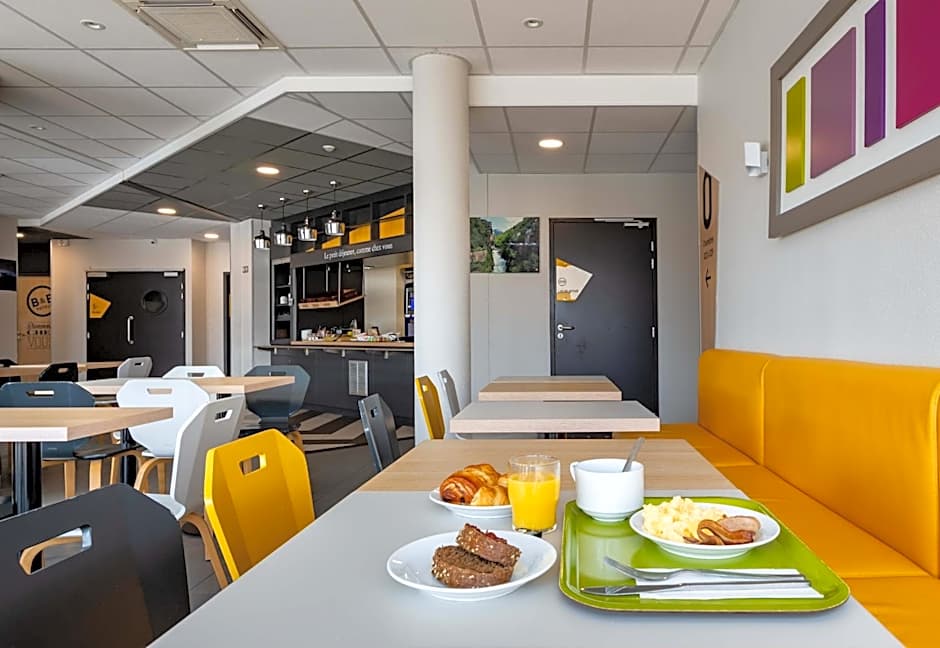 B&B HOTEL Valence TGV Romans