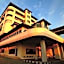 Khanom Golden Beach Hotel