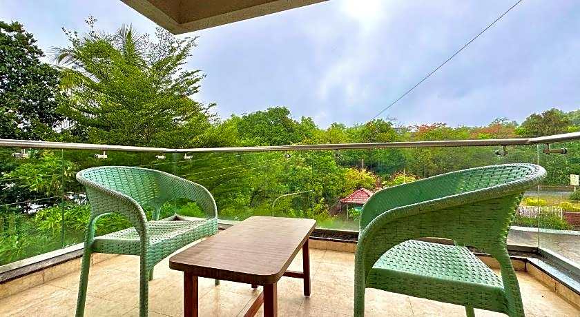 Hotel Sadhana Executive- Dapoli