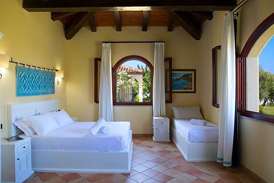Superior 1 Double Bed or 2 Beds — 6 fotoğraftan 1. fotoğraf