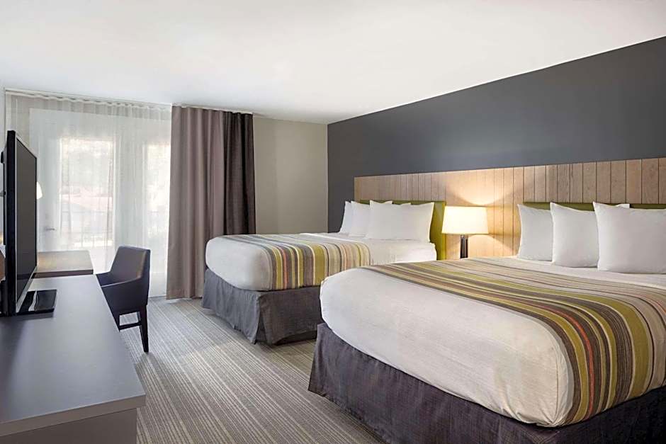 Country Inn & Suites by Radisson, Gatlinburg, TN