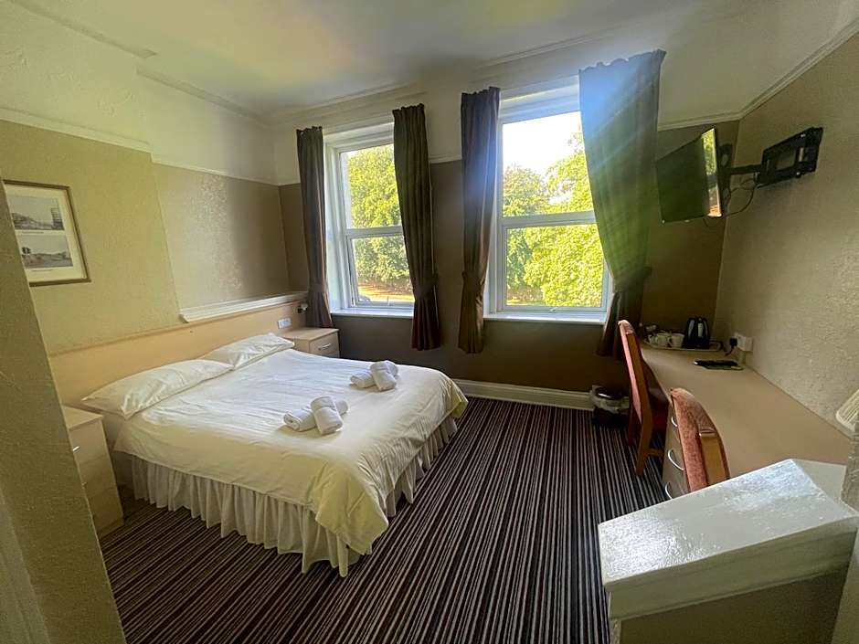 Mansfield Lodge Hotel Ltd