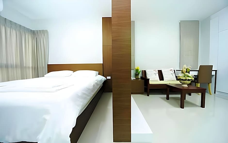 Central Place Serviced Apartment