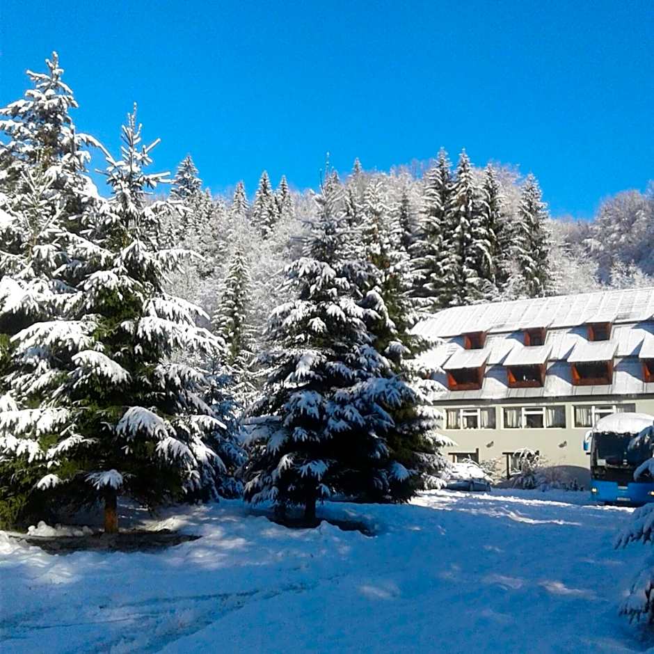 Complexul Turistic Cheile Butii