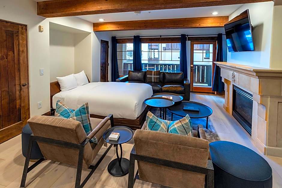 The Chateaux Deer Valley