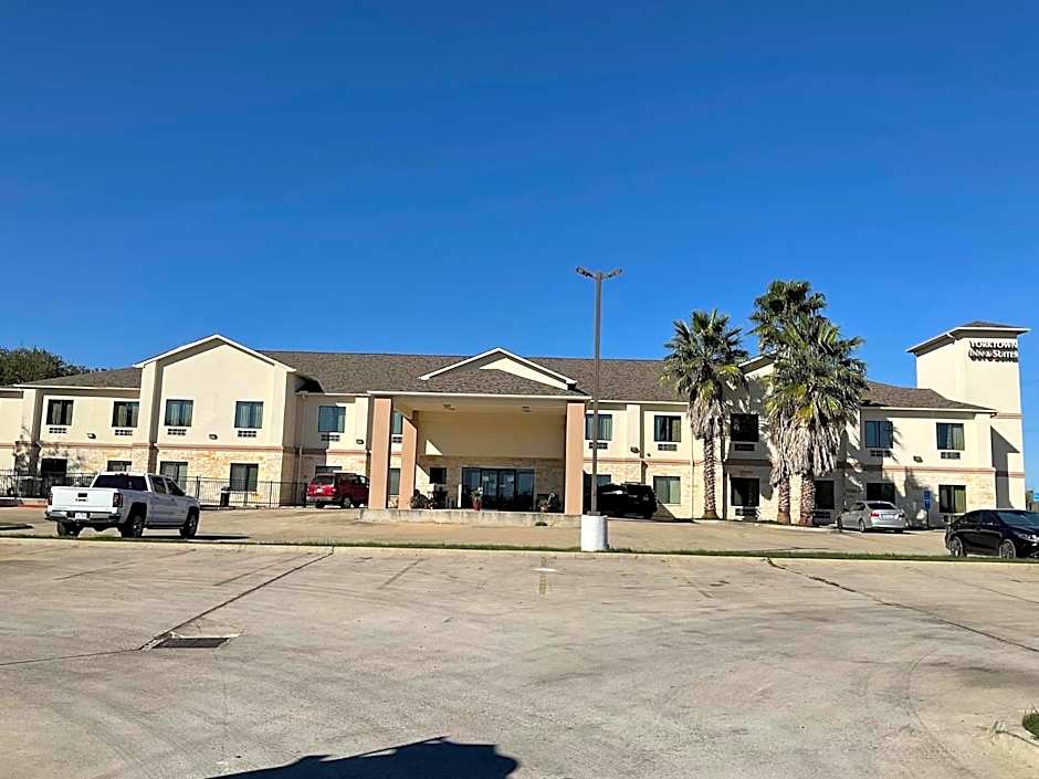Yorktown Inn and Suites