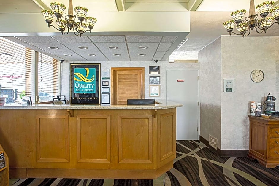 Quality Inn & Suites near I-480 and I-29