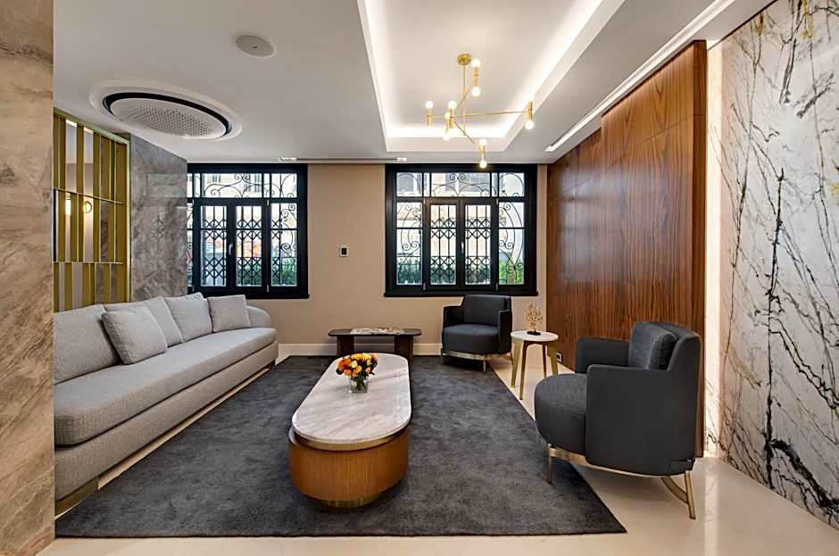 Gleam Collection Hotel