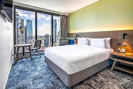 Standard Queen Room - Free Breakfast