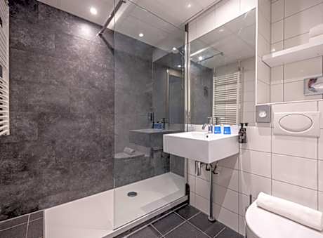 WITH SHOWER AND BALCONY