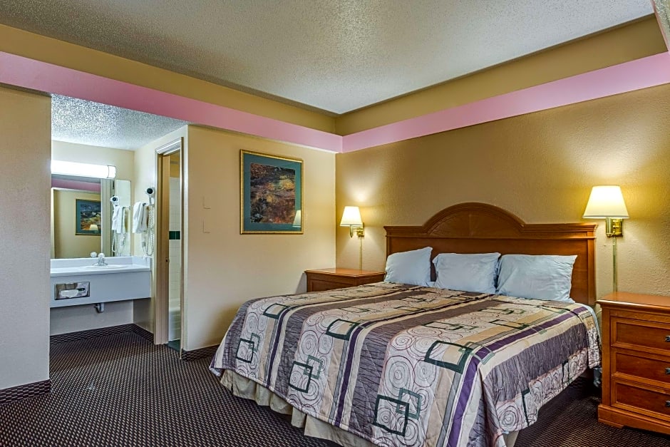 Travelers Inn Midwest City