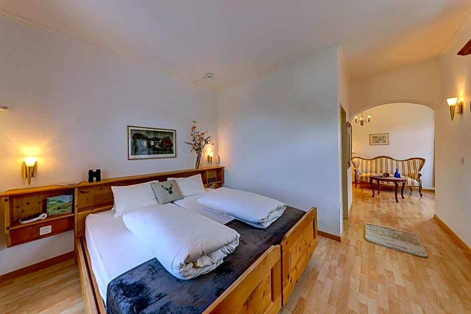 Hotel Schweizerhof Sta Maria