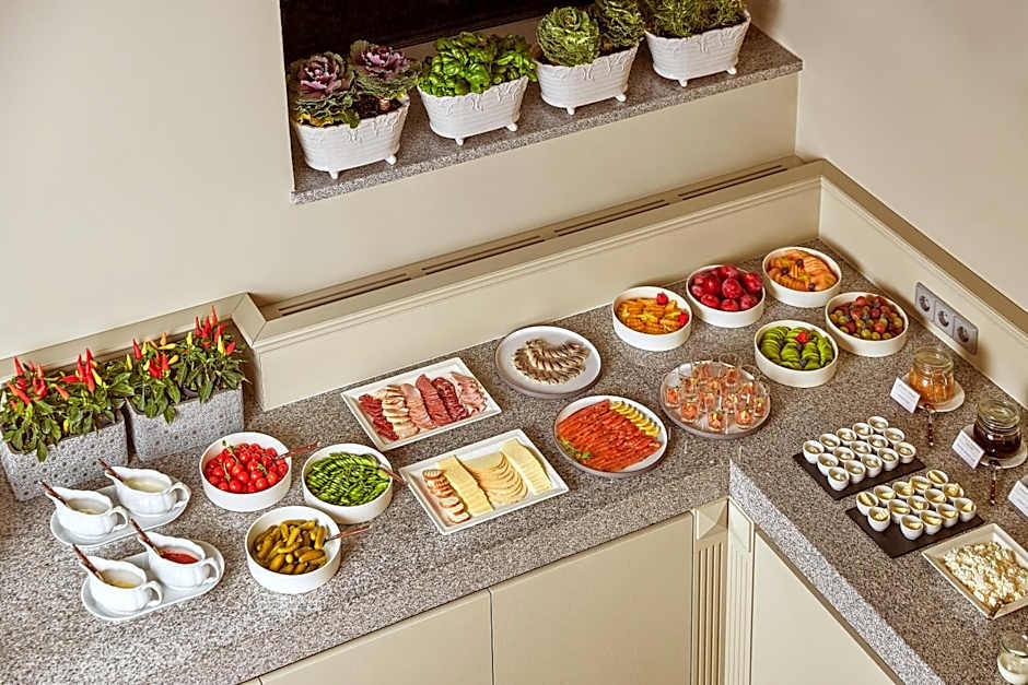 Ratonda Centrum Hotels